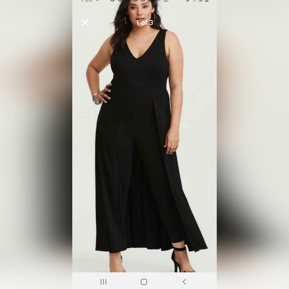 Elegant Black Sleeveless Jumpsuit